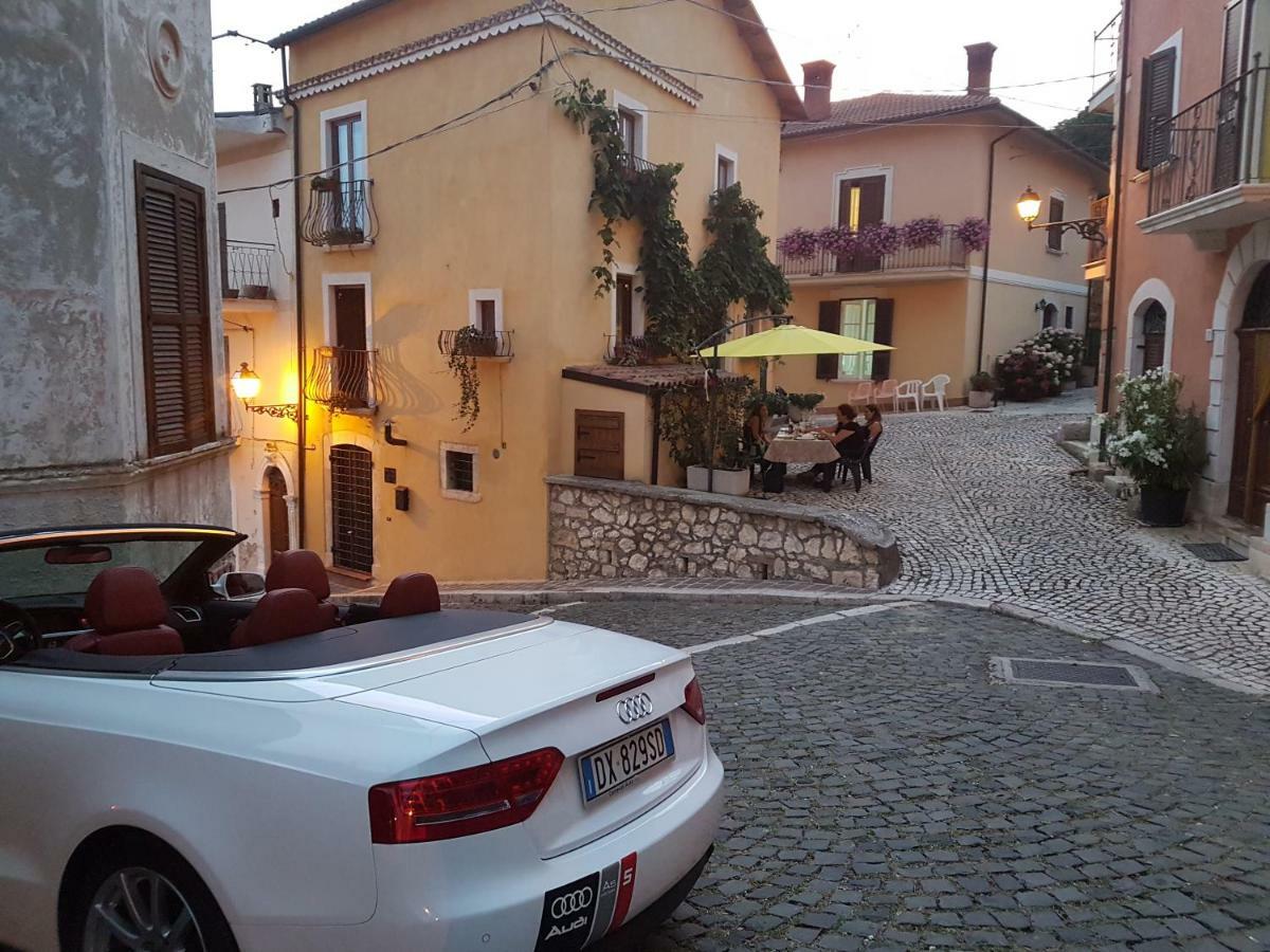 Scaccia Pensieri Villa Cerchio Ngoại thất bức ảnh