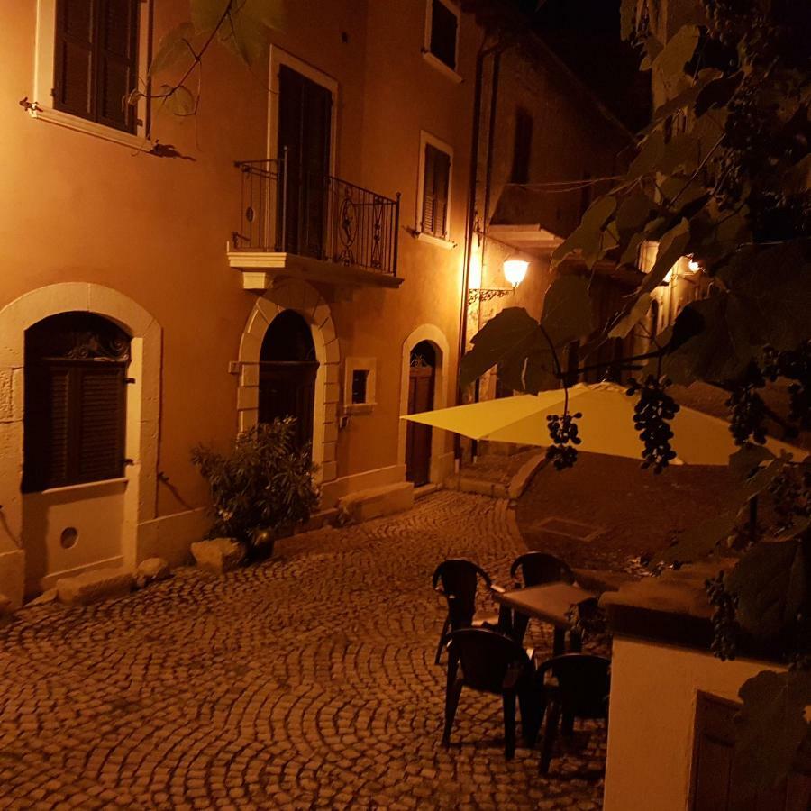 Scaccia Pensieri Villa Cerchio Ngoại thất bức ảnh