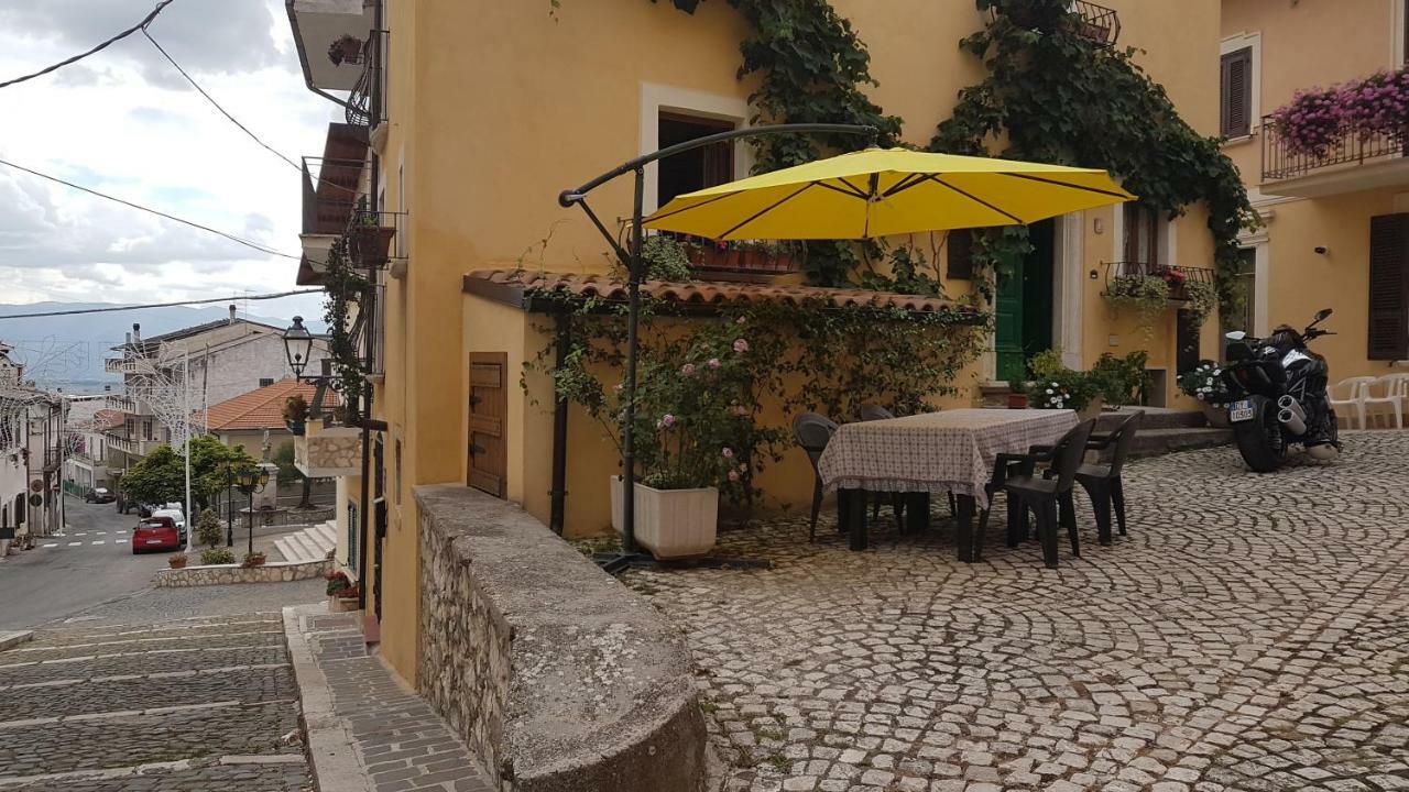 Scaccia Pensieri Villa Cerchio Ngoại thất bức ảnh