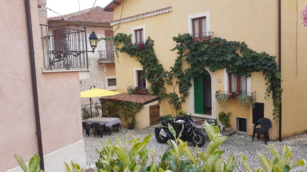 Scaccia Pensieri Villa Cerchio Ngoại thất bức ảnh