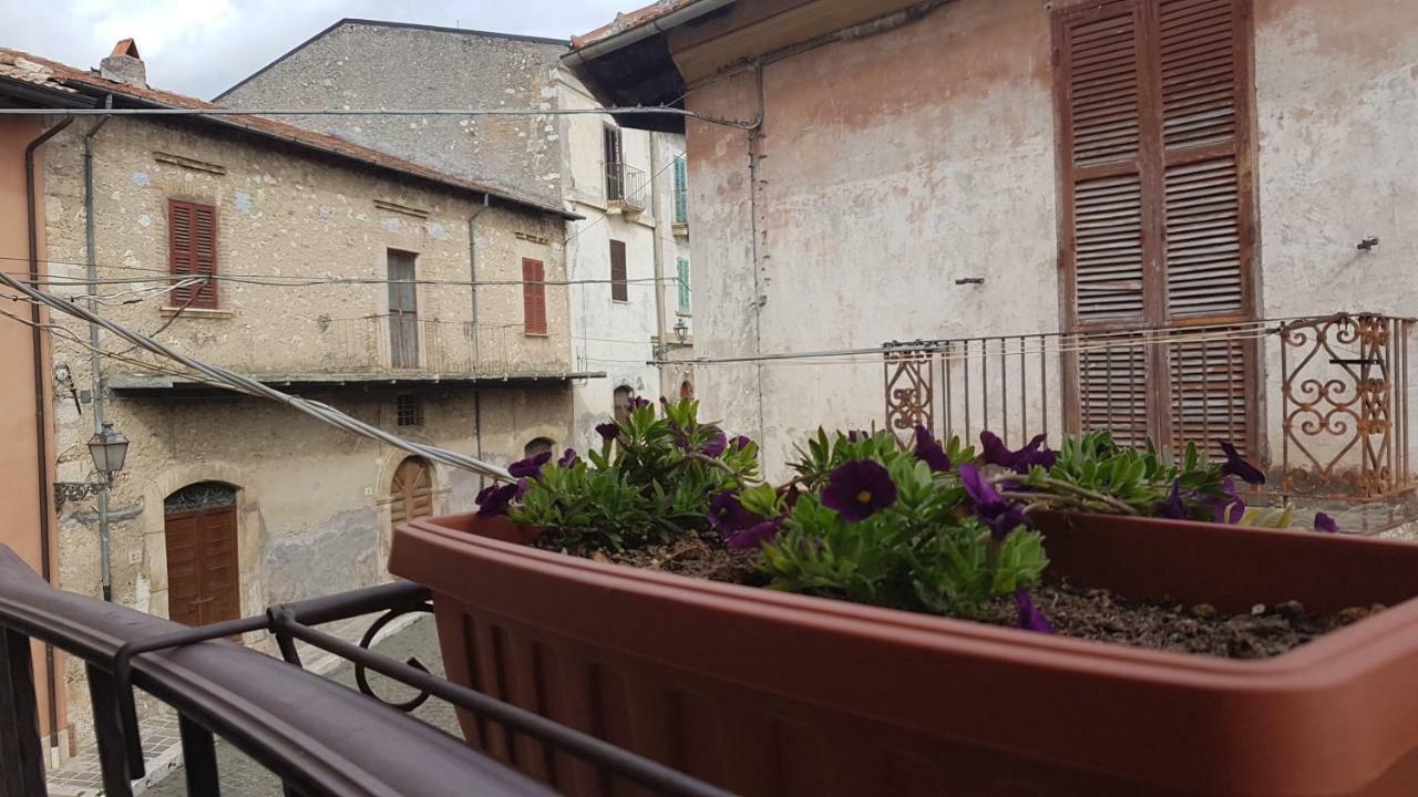 Scaccia Pensieri Villa Cerchio Ngoại thất bức ảnh